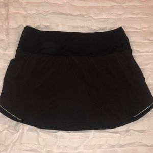 Black lululemon skirt